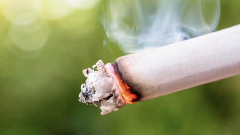 arastirma pasif sigara dumani meme kanseri riskini de artiriyor UsNKbLTG