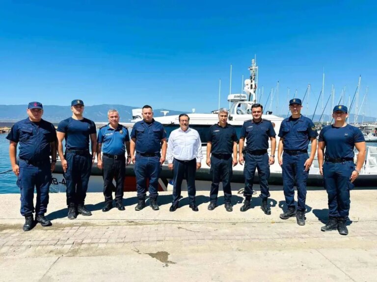 kaymakam atilladan tcsg 6 bota ziyaret TIxYTeG3