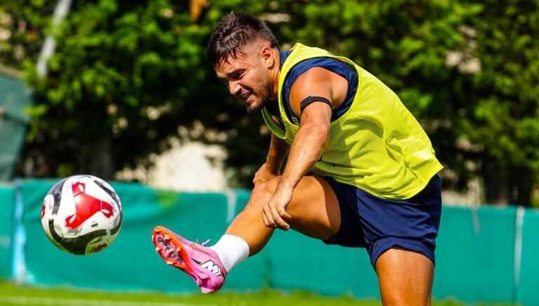 basaksehir fk besiktas maci hazirliklarini surdurdu dFwmWeiH