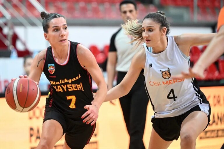 cbk mersin kayseriyi gecti avLMW3gy