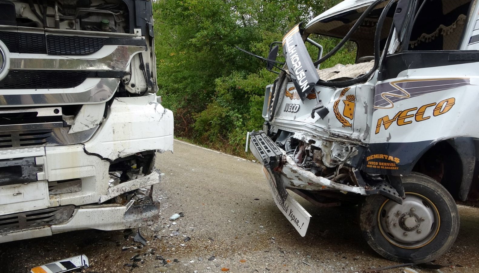 kastamonuda iki kamyon kafa kafaya carpisti 2 yarali 3nFkYwCw