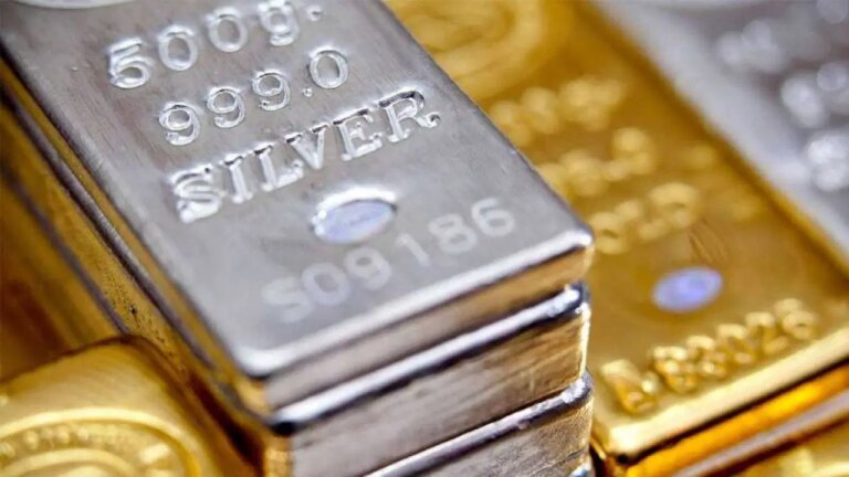 o metalde yillar sonra buyuk sicrama altin fiyatlarinda yeni rekor gram ceyrek cumhuriyet altini bugun ne kadar oldu 1 eylul 2025 pazartesi altin fiyatlari L9HQOIfr