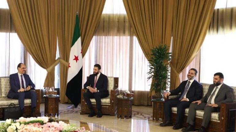 suriye gecici cumhurbaskani sara ile gorusen mit baskani kalin turkiye sam yonetimine her turlu destegi vermeye hazir SyyxIqtz