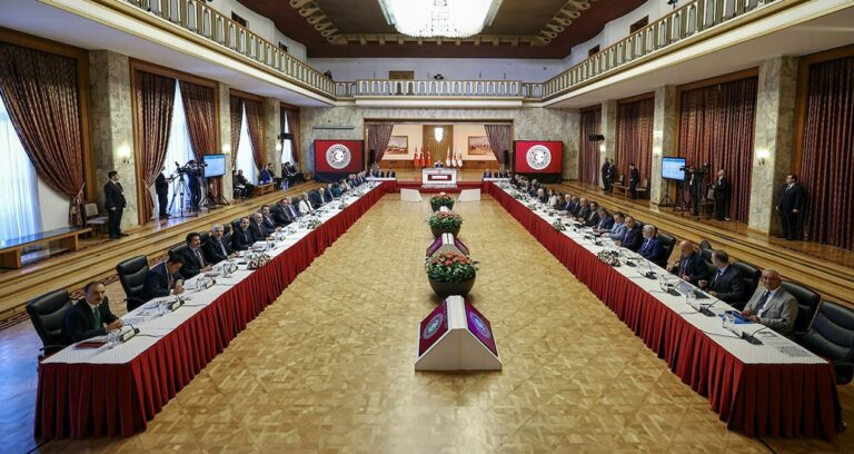 terorsuz turkiye komisyonu toplaniyor 85diuws9