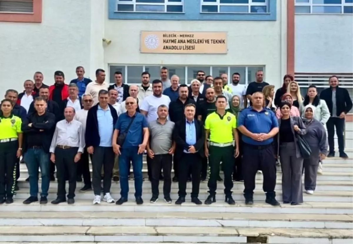 bilecikte ogrenci servis soforlerine guvenlik egitimi uxeQnK8t