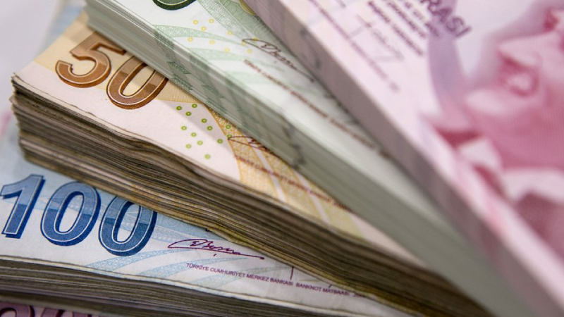 kamu personeline gelecek yil 49 trilyon lira odeme yapilacak ilk sirada egitim ikinci sirada saglik var OqNLcwzw.jpg