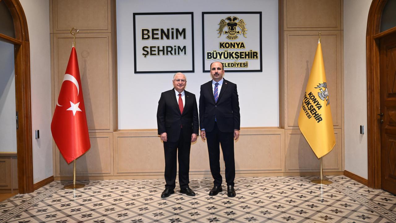 milli savunma bakani guler konya buyuksehir belediye baskani altayi ziyaret etti tznXvlUX.jpg