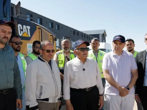 Kayseri erciyese vizyoner dokunus 51Z7DNpA